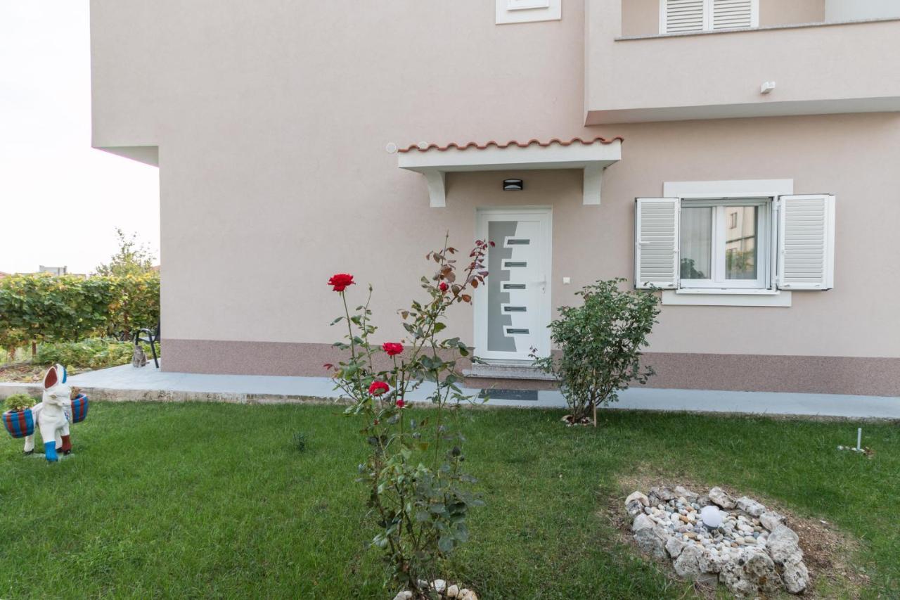 ספליט Apartments Lusani מראה חיצוני תמונה