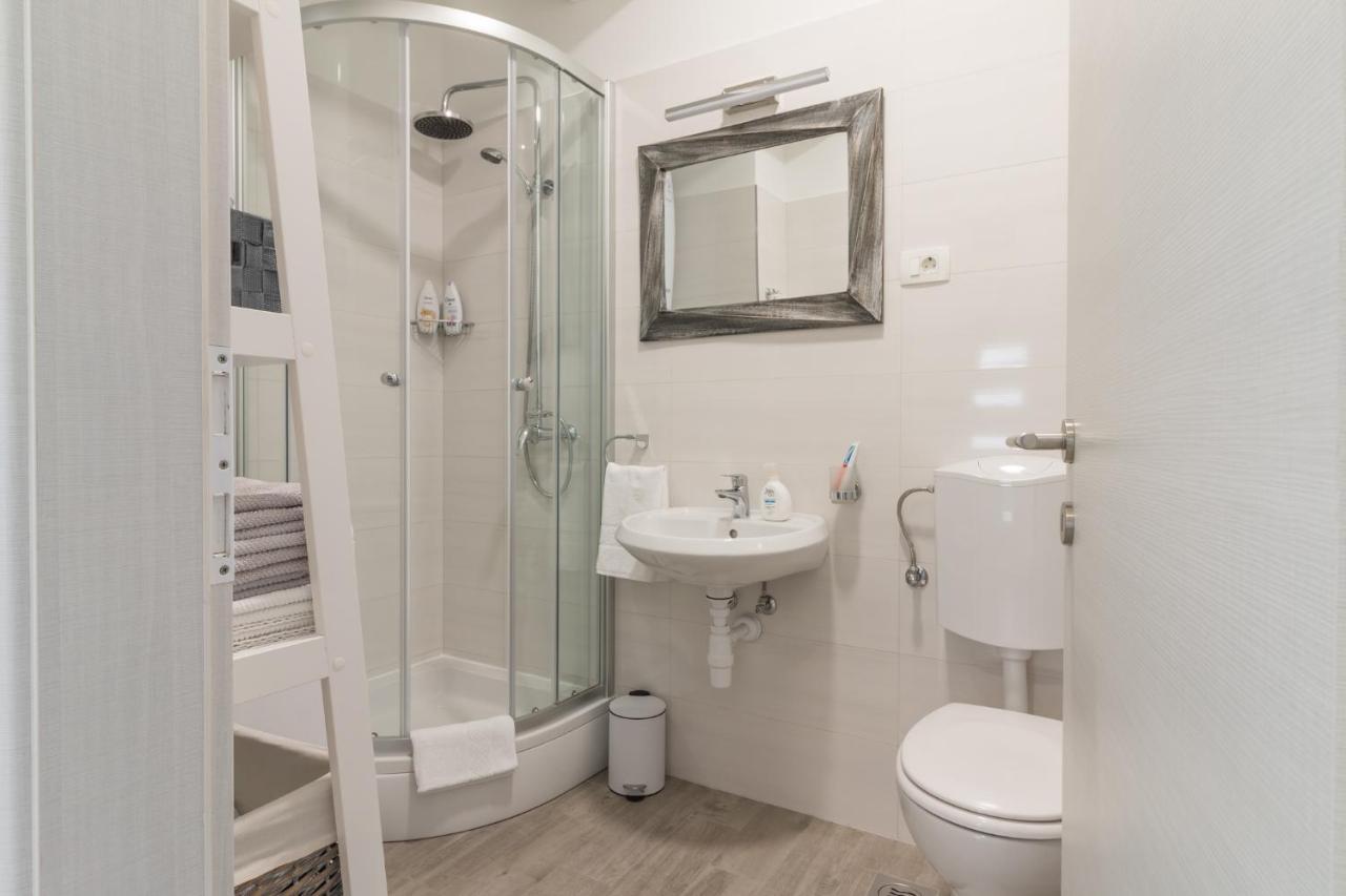 ספליט Apartments Lusani מראה חיצוני תמונה