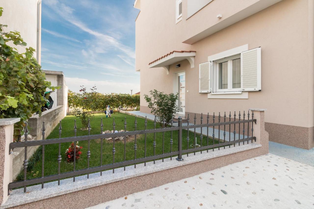 ספליט Apartments Lusani מראה חיצוני תמונה
