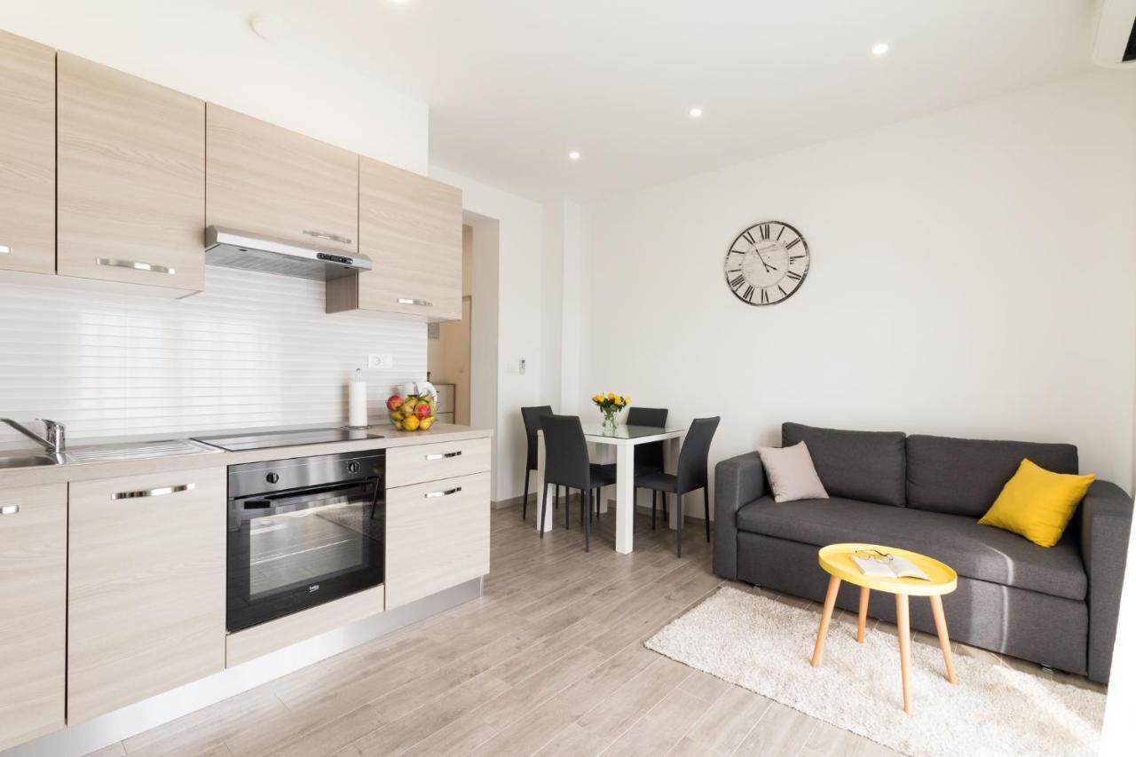 ספליט Apartments Lusani מראה חיצוני תמונה