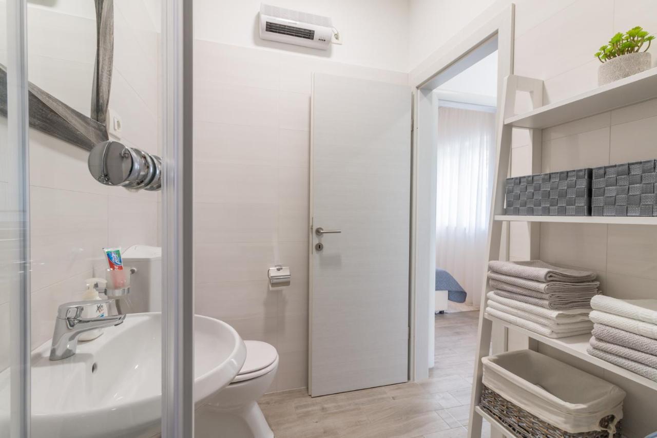 ספליט Apartments Lusani מראה חיצוני תמונה