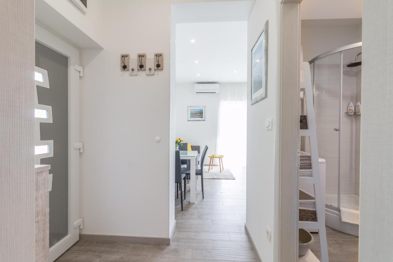 ספליט Apartments Lusani מראה חיצוני תמונה