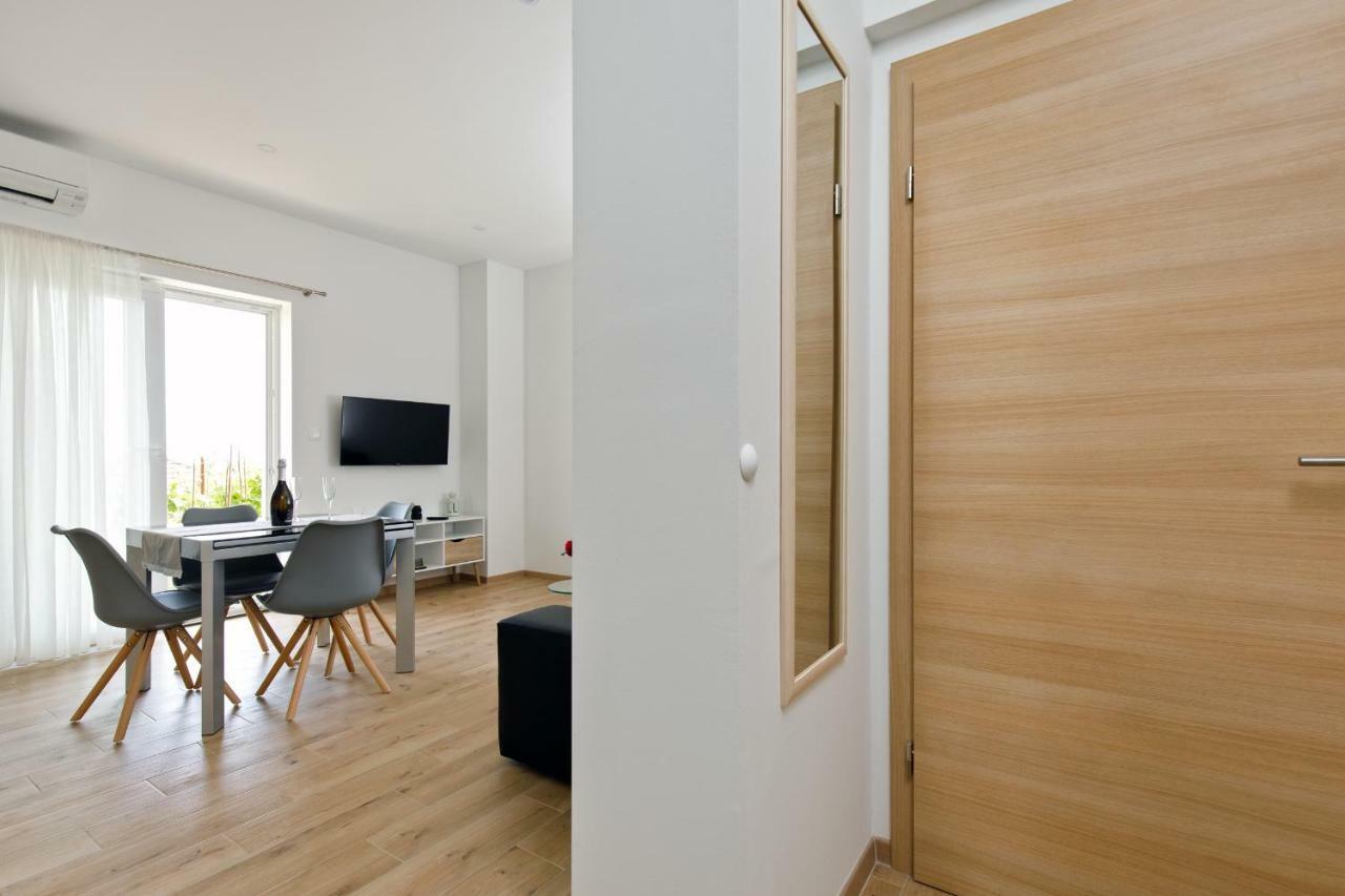 ספליט Apartments Lusani מראה חיצוני תמונה