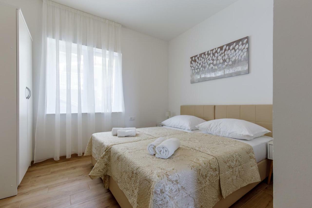 ספליט Apartments Lusani מראה חיצוני תמונה