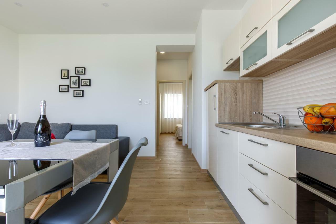 ספליט Apartments Lusani מראה חיצוני תמונה